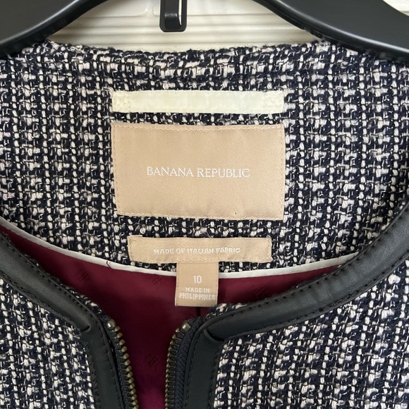 Banana Republic Black and White Tweed Jacket - Picture 2 of 7